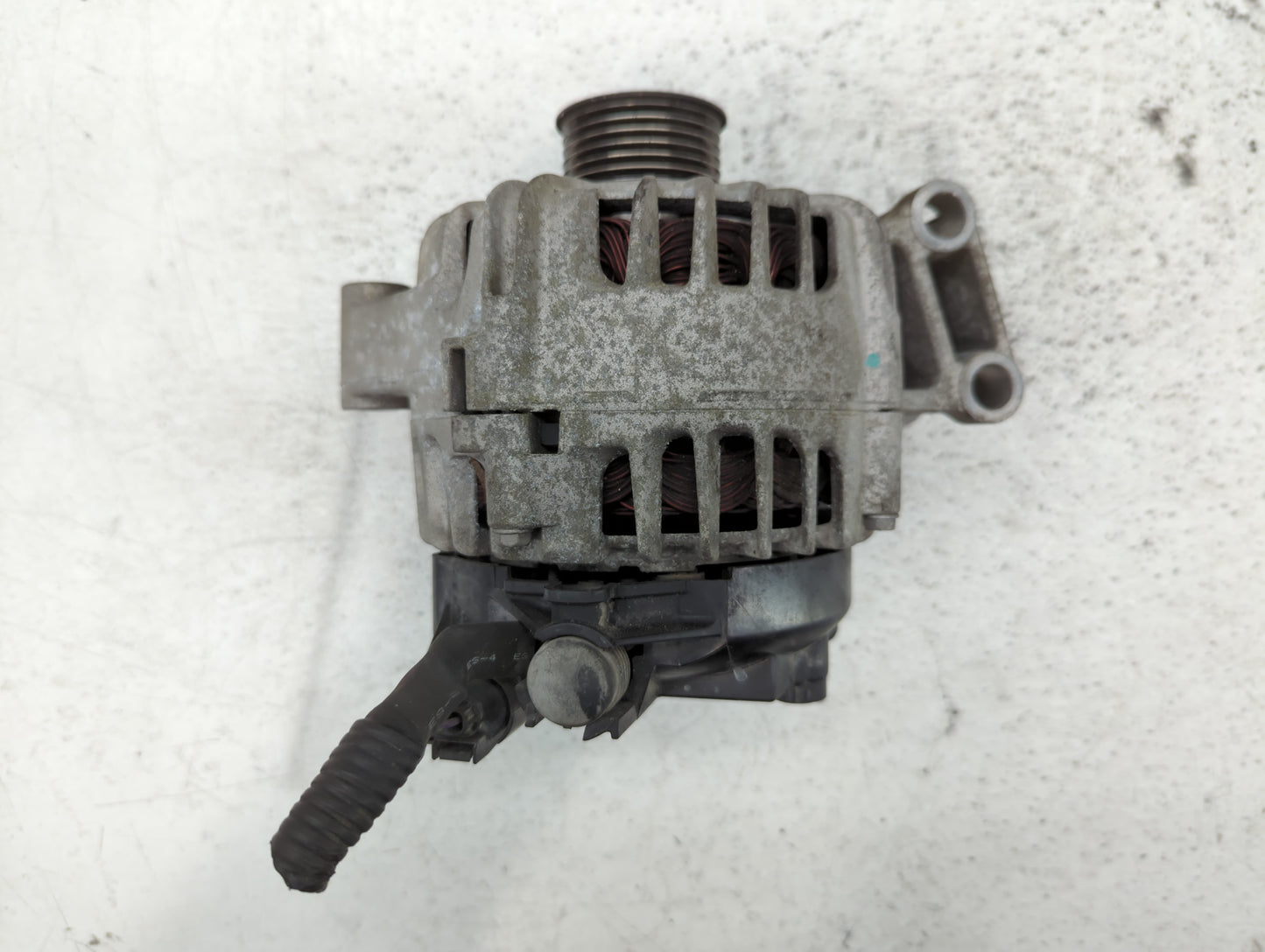 2011-2019 Ford Fiesta Alternator Replacement Generator Charging Assembly Engine OEM P/N:2608513 C AE8T-10300-AA Fits OEM Use