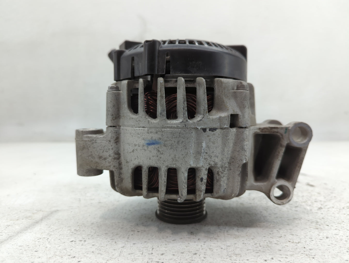 2011-2019 Ford Fiesta Alternator Replacement Generator Charging Assembly Engine OEM P/N:2608513 C AE8T-10300-AA Fits OEM Use