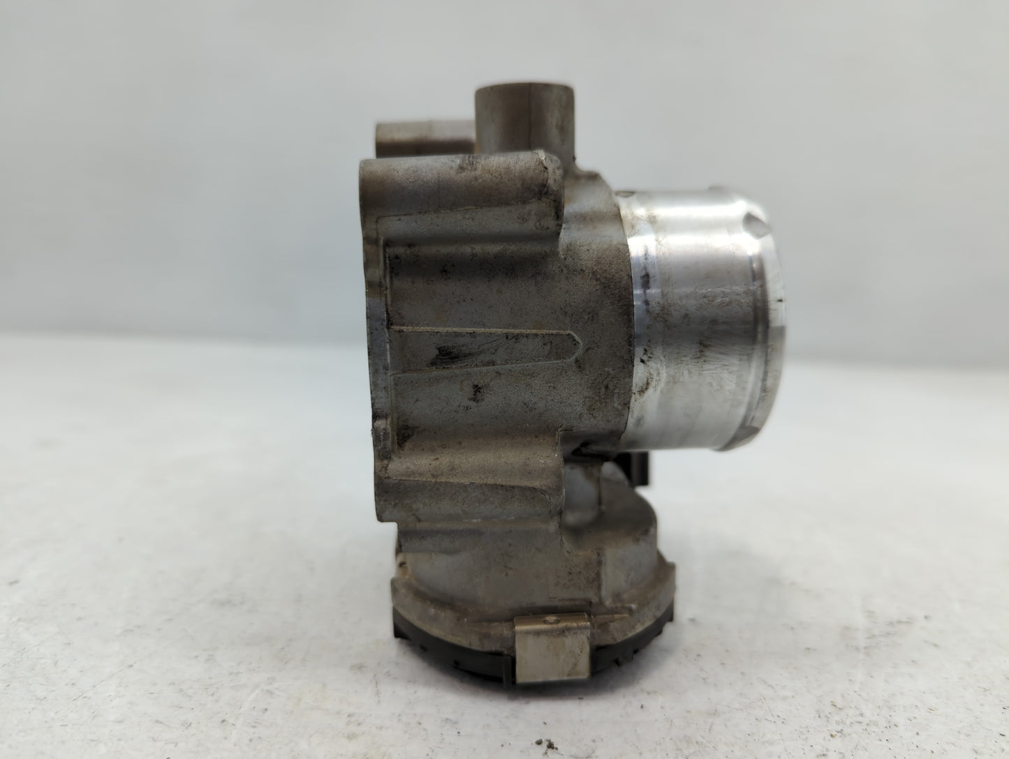 2014-2019 Ford Fiesta Throttle Body P/N:0 280 750 535 7S7G-9F991-CA Fits Fits 2013 2014 2015 2016 2017 2018 2019 OEM Used Au