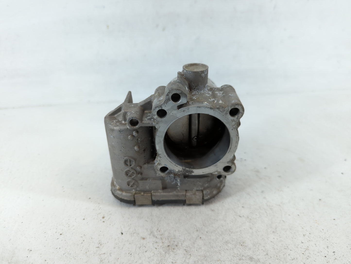 2014-2019 Ford Fiesta Throttle Body P/N:7S7G-9F991-CA Fits Fits 2013 2014 2015 2016 2017 2018 2019 OEM Used Auto Parts - Oem