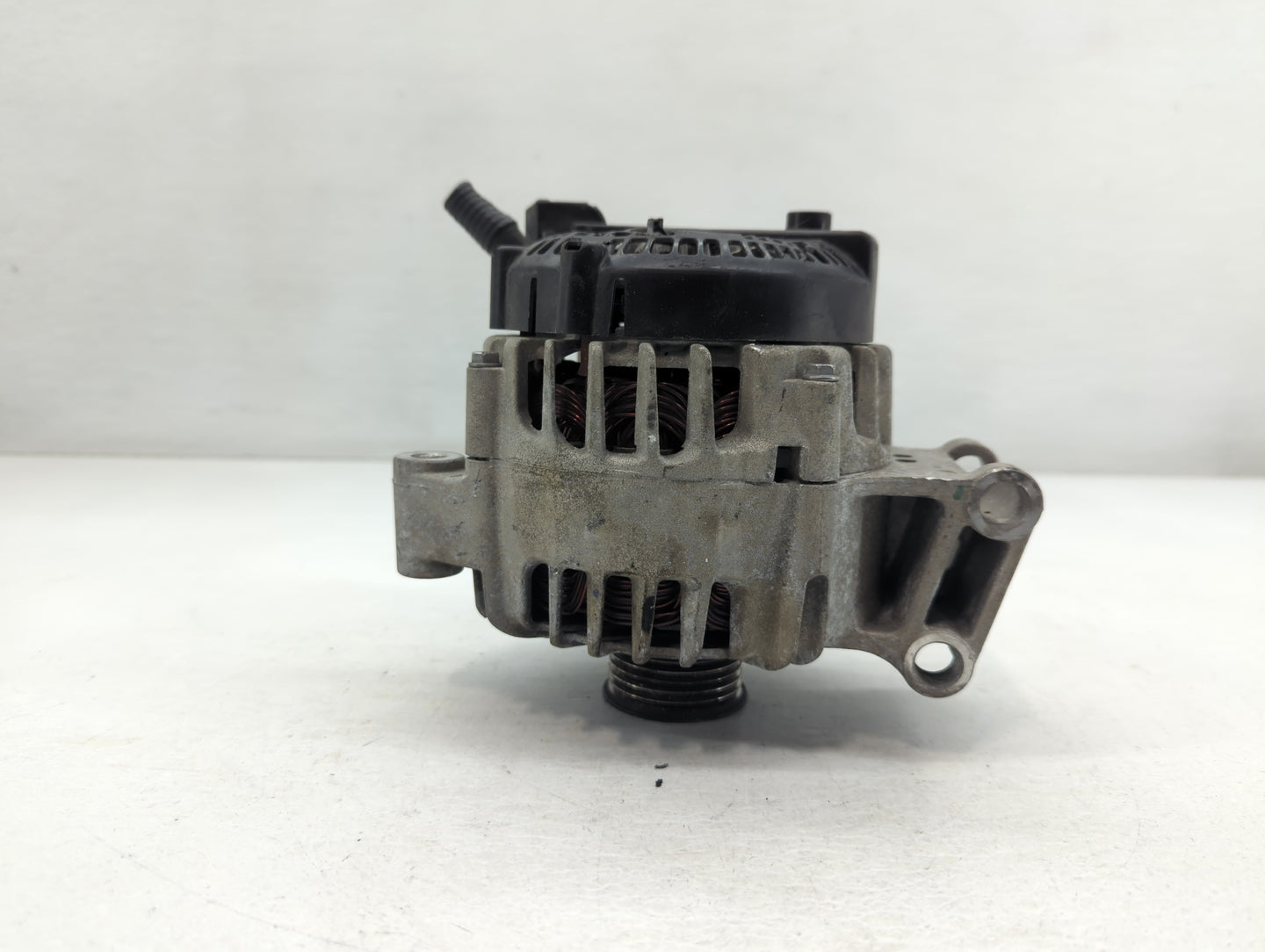 2011-2019 Ford Fiesta Alternator Replacement Generator Charging Assembly Engine OEM P/N:AE8T-10300-AA Fits OEM Used Auto Par
