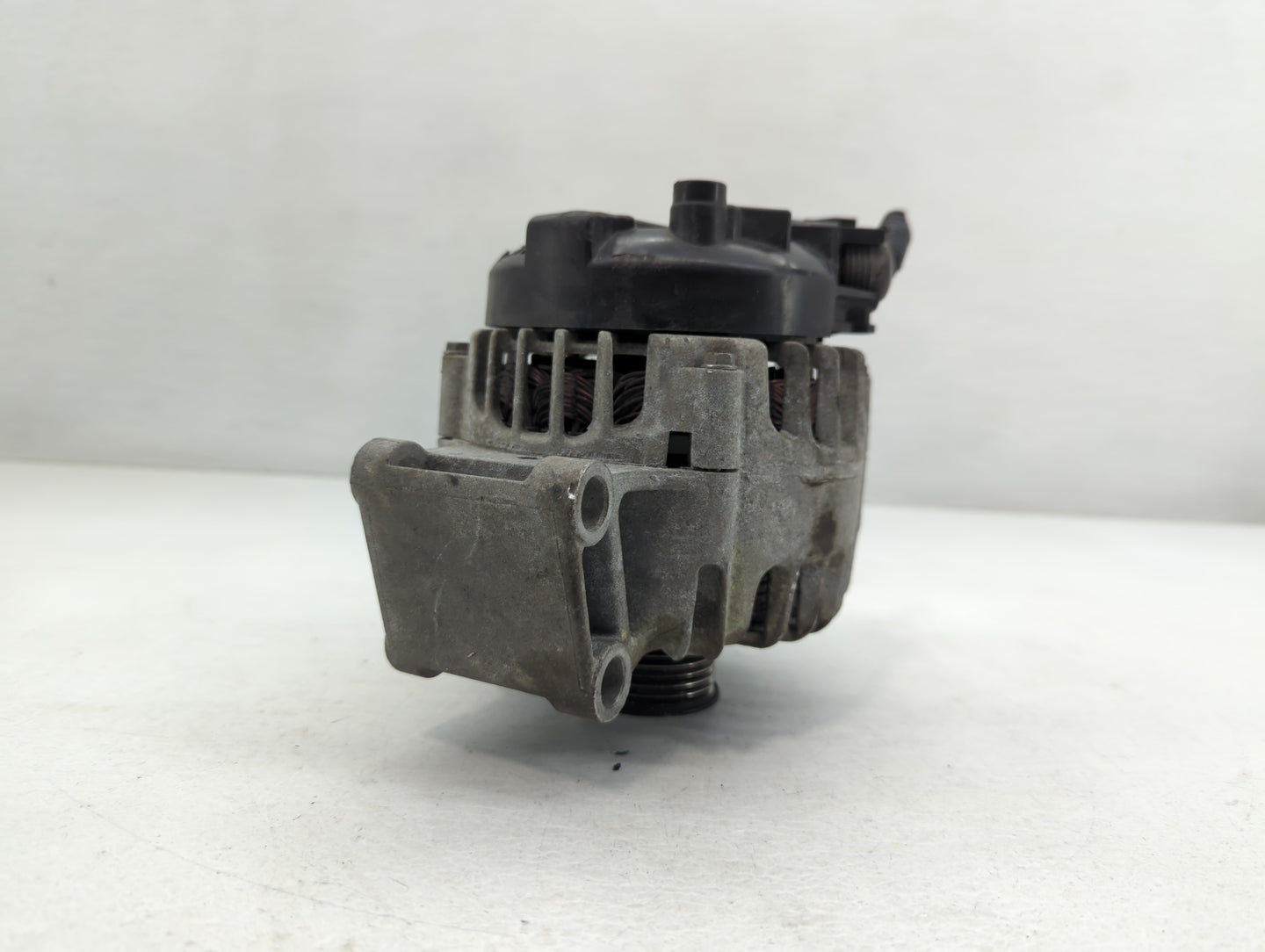 2011-2019 Ford Fiesta Alternator Replacement Generator Charging Assembly Engine OEM P/N:AE8T-10300-AA Fits OEM Used Auto Par