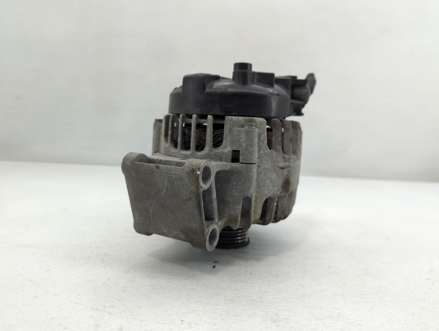 2011-2019 Ford Fiesta Alternator Replacement Generator Charging Assembly Engine OEM P/N:AE8T-10300-AA Fits OEM Used Auto Par