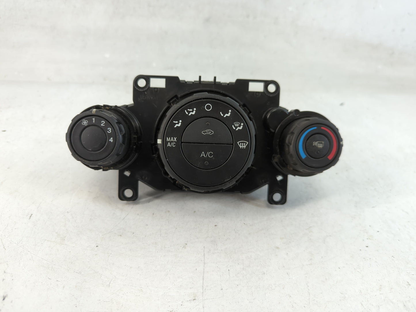 2014-2019 Ford Fiesta Climate Control Module Temperature AC/Heater Replacement P/N:D2BT 19980 AF Fits OEM Used Auto Parts - 