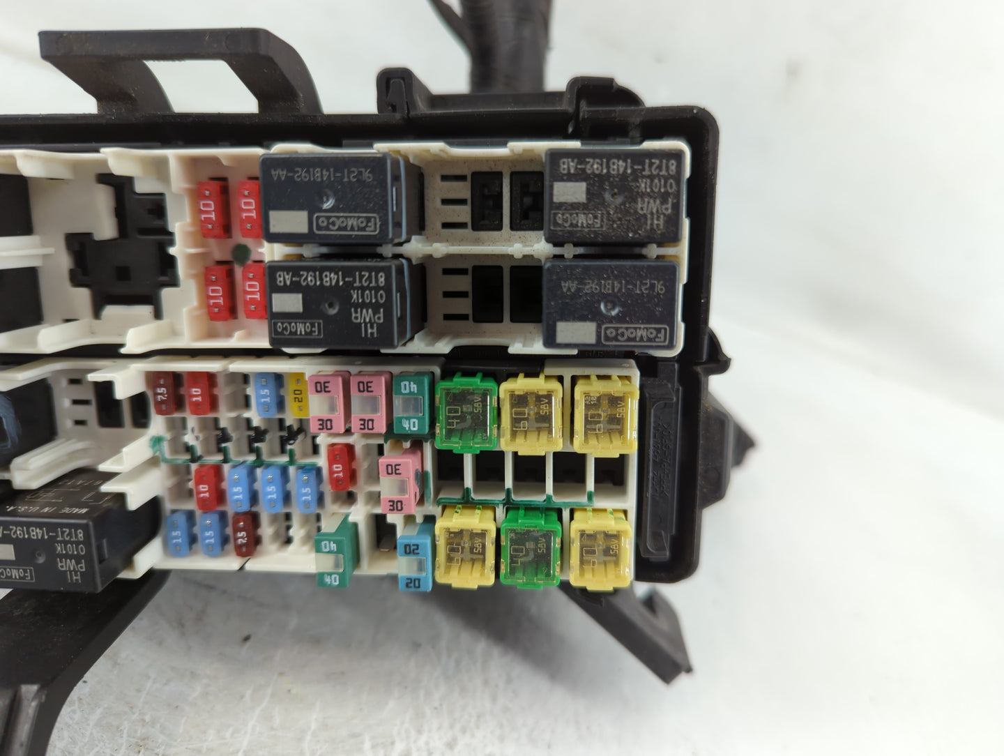 2014-2019 Ford Fiesta Fusebox Fuse Box Panel Relay Module P/N:6003447201 Fits Fits 2014 2015 2016 2017 2018 2019 OEM Used Au