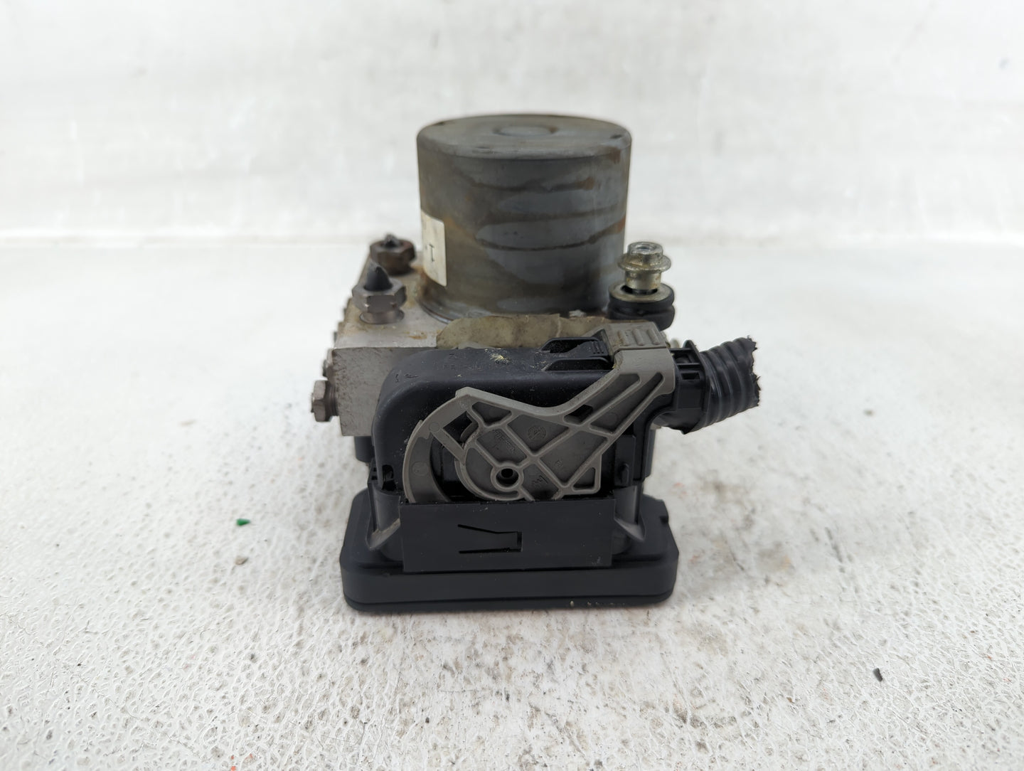 2014-2019 Ford Flex ABS Pump Control Module Replacement P/N:FA83-2C405-A DA83-2C405-B Fits Fits 2014 2015 2016 2017 2018 201
