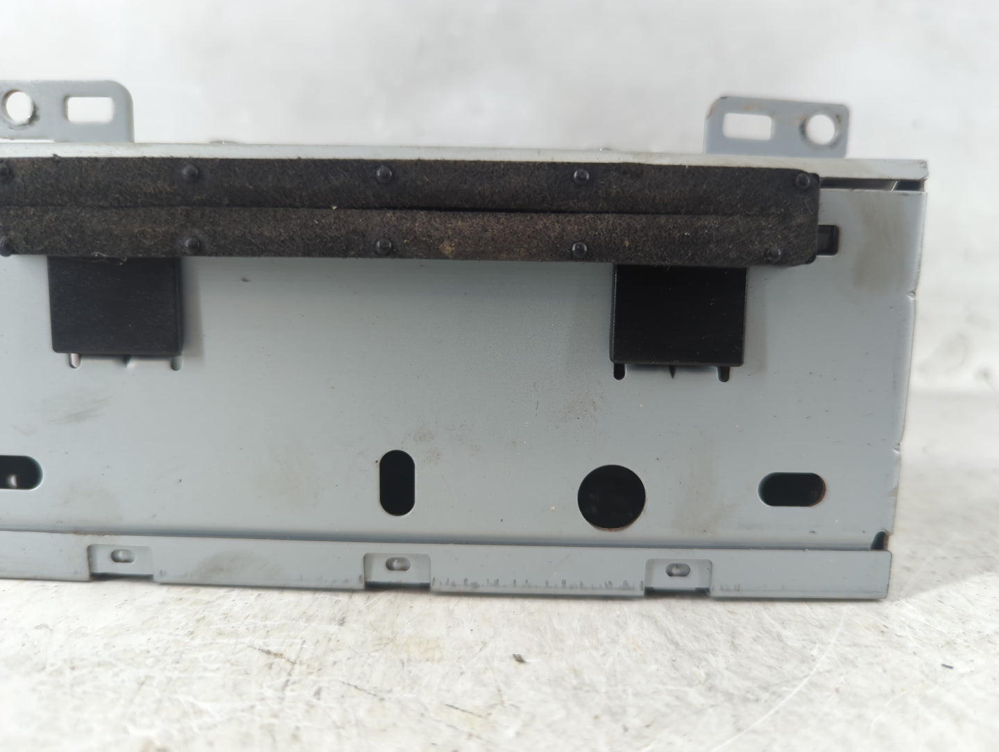 2017-2018 Ford Focus Radio AM FM Cd Player Receiver Replacement P/N:FM5T-19C107-JH Fits Fits 2017 2018 OEM Used Auto Parts -