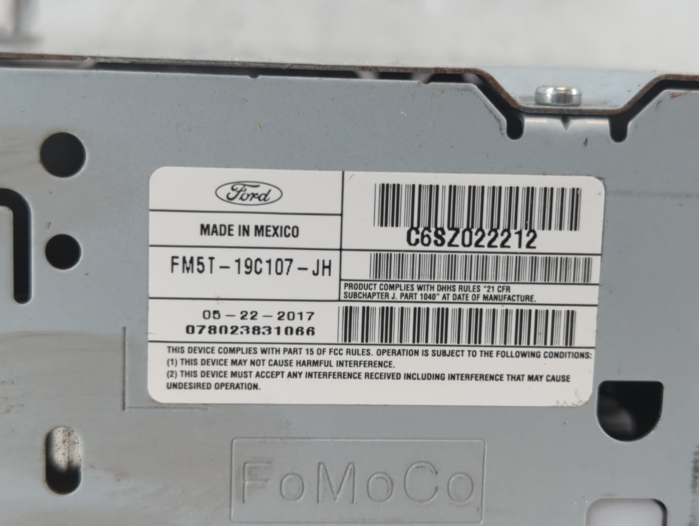 2017-2018 Ford Focus Radio AM FM Cd Player Receiver Replacement P/N:FM5T-19C107-JH Fits Fits 2017 2018 OEM Used Auto Parts -