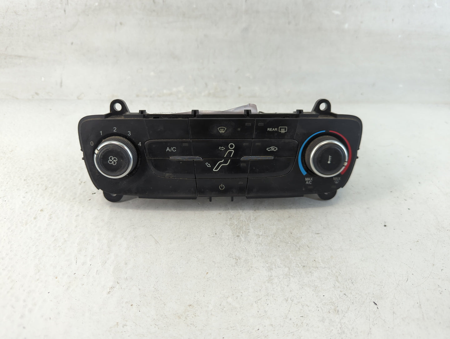 2015-2018 Ford Focus Climate Control Module Temperature AC/Heater Replacement P/N:F1ET-19980-JJ Fits Fits 2015 2016 2017 201