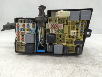 compare product 2017-2018 Ford Focus Fusebox Fuse Box Panel Relay Module P/N:AV6T-14A067-AD Fits Fits 2017 2018 OEM Used Auto Parts