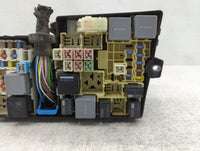 2017-2018 Ford Focus Fusebox Fuse Box Panel Relay Module P/N:AV6T-14A067-AD Fits Fits 2017 2018 OEM Used Auto Parts - Oemuse