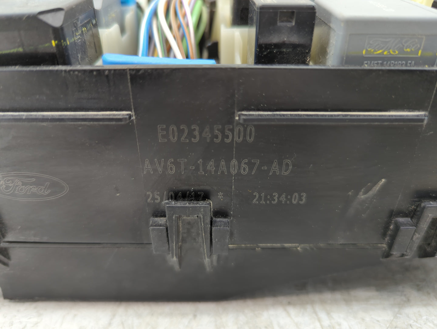 2017-2018 Ford Focus Fusebox Fuse Box Panel Relay Module P/N:AV6T-14A067-AD Fits Fits 2017 2018 OEM Used Auto Parts - Oemuse