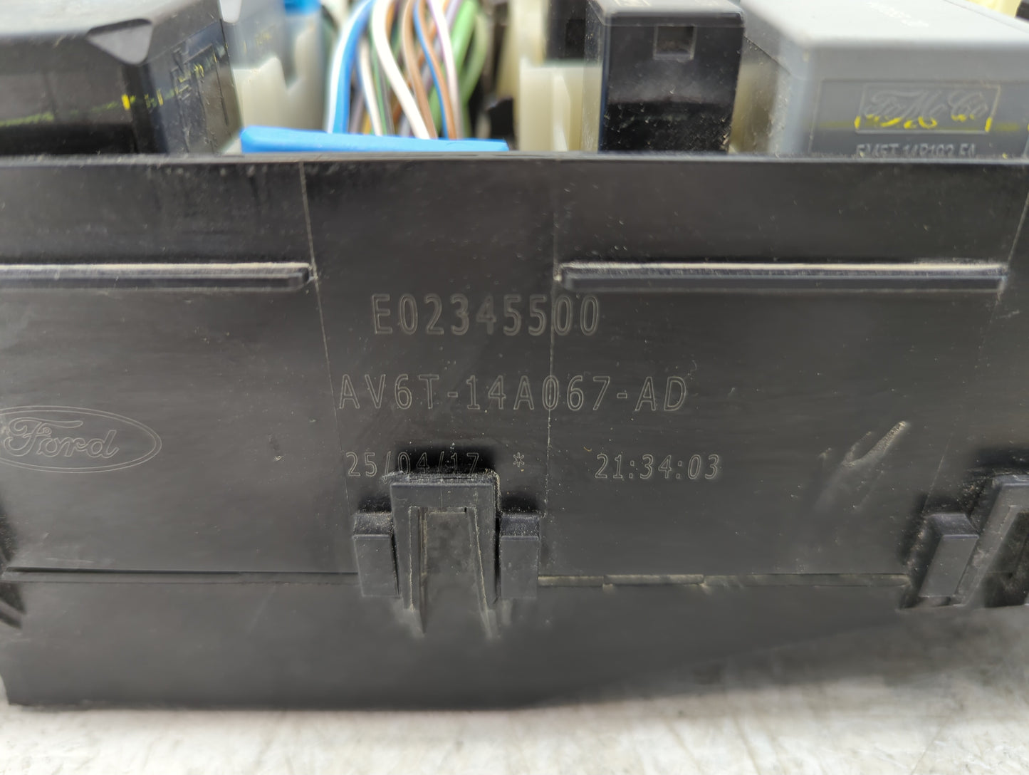 2017-2018 Ford Focus Fusebox Fuse Box Panel Relay Module P/N:AV6T-14A067-AD Fits Fits 2017 2018 OEM Used Auto Parts - Oemuse