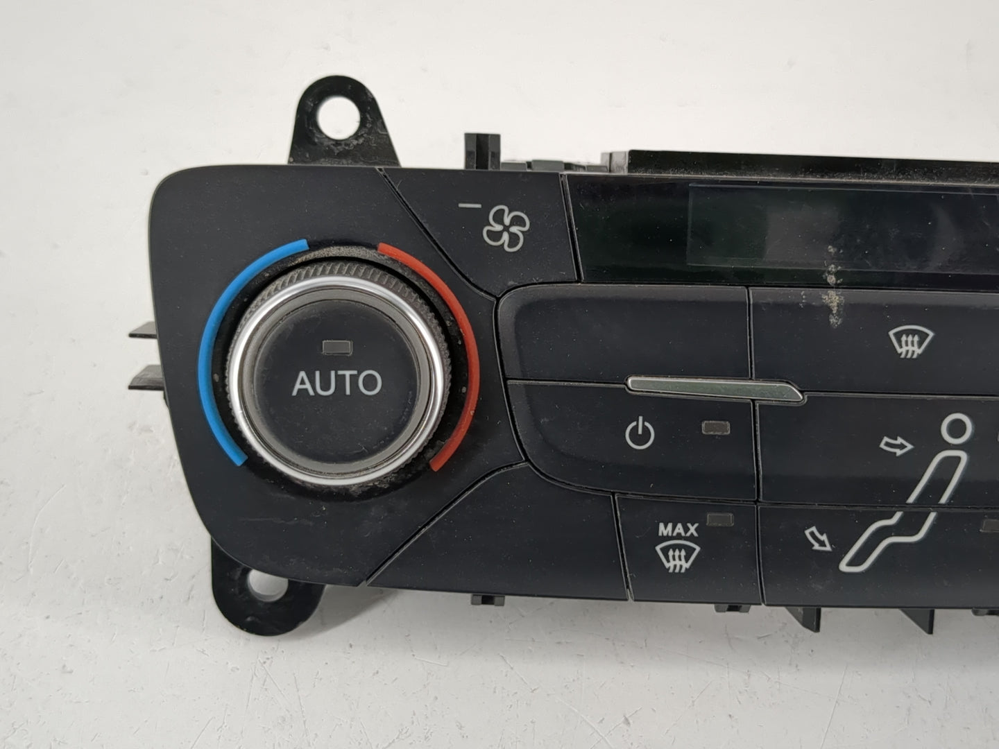 2015-2018 Ford Focus Climate Control Module Temperature AC/Heater Replacement P/N:F1ET-18C612-AJ Fits Fits 2015 2016 2017 20
