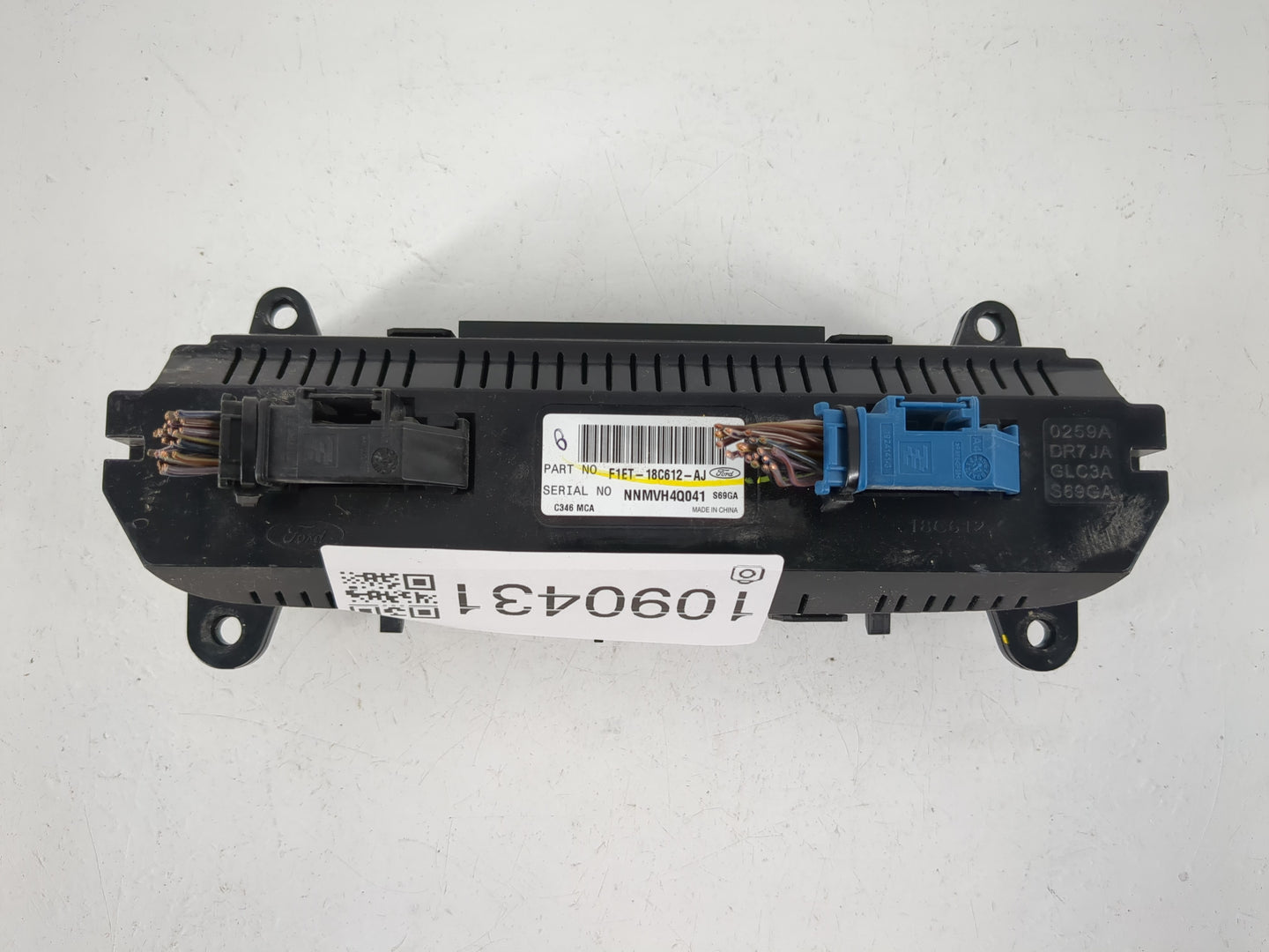 2015-2018 Ford Focus Climate Control Module Temperature AC/Heater Replacement P/N:F1ET-18C612-AJ Fits Fits 2015 2016 2017 20