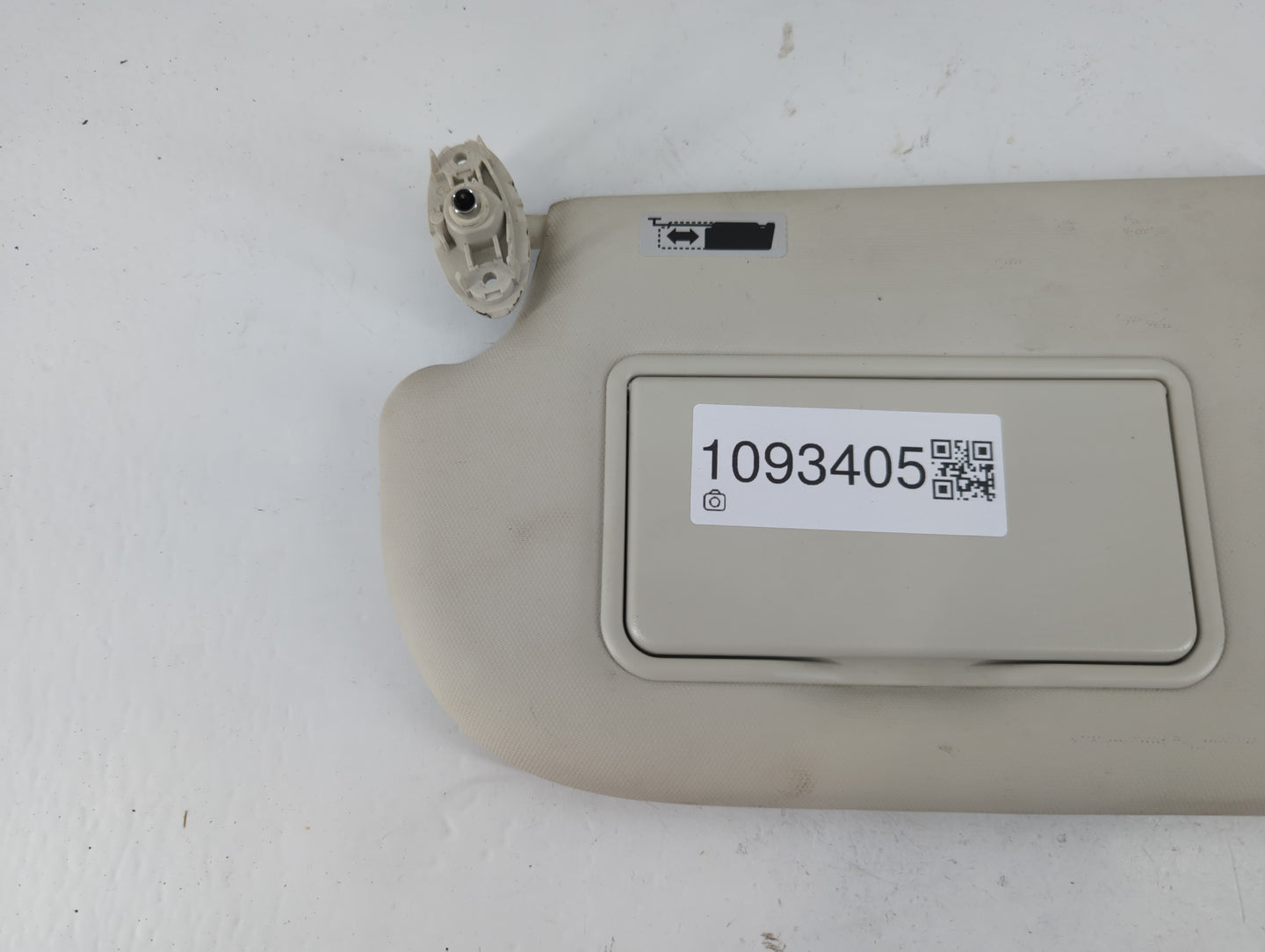 2013-2018 Ford Focus Sun Visor Shade Replacement Driver Left Mirror Fits Fits 2013 2014 2015 2016 2017 2018 OEM Used Auto Pa
