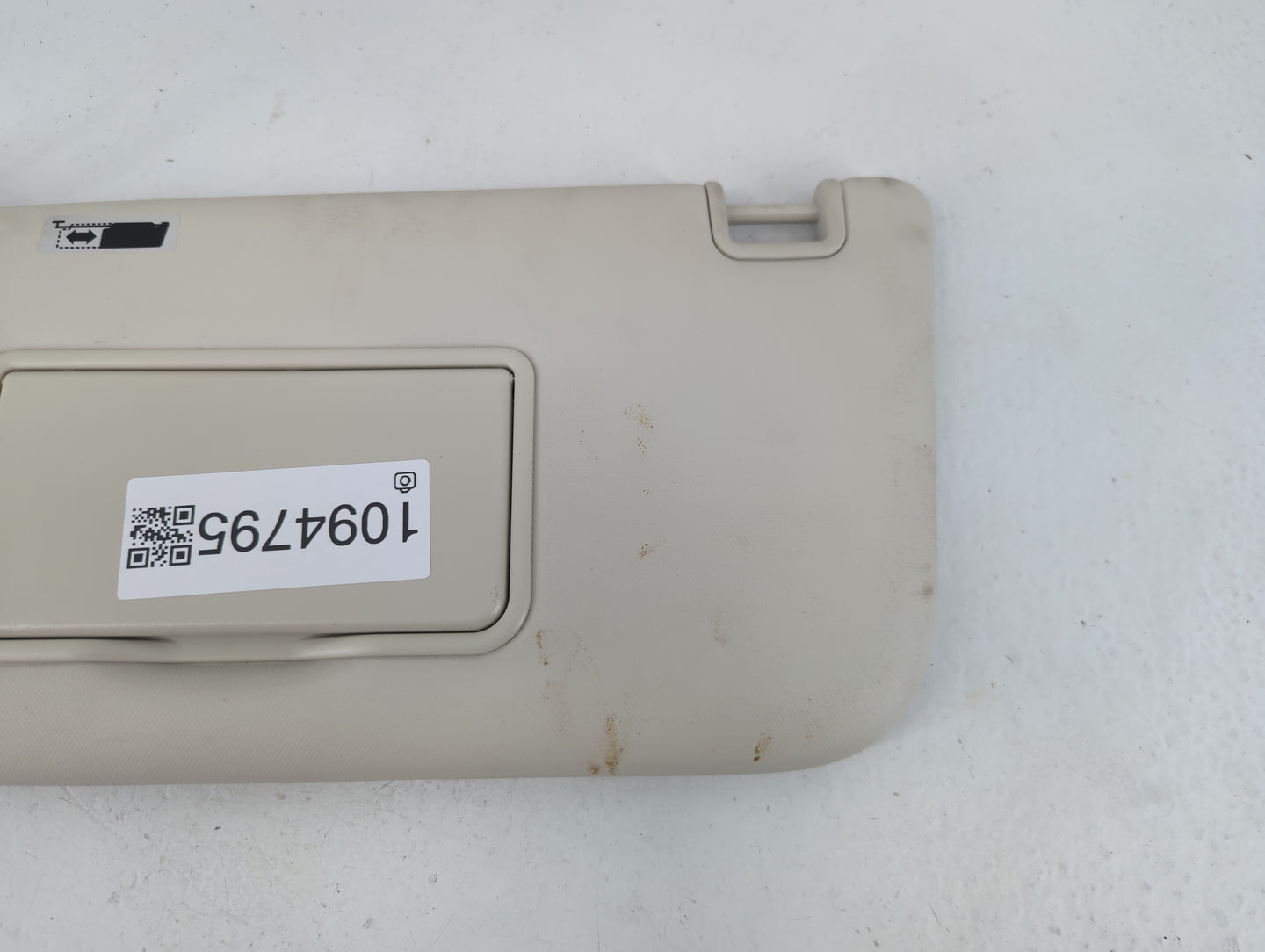 2013-2018 Ford Focus Sun Visor Shade Replacement Driver Left Mirror Fits Fits 2013 2014 2015 2016 2017 2018 OEM Used Auto Pa