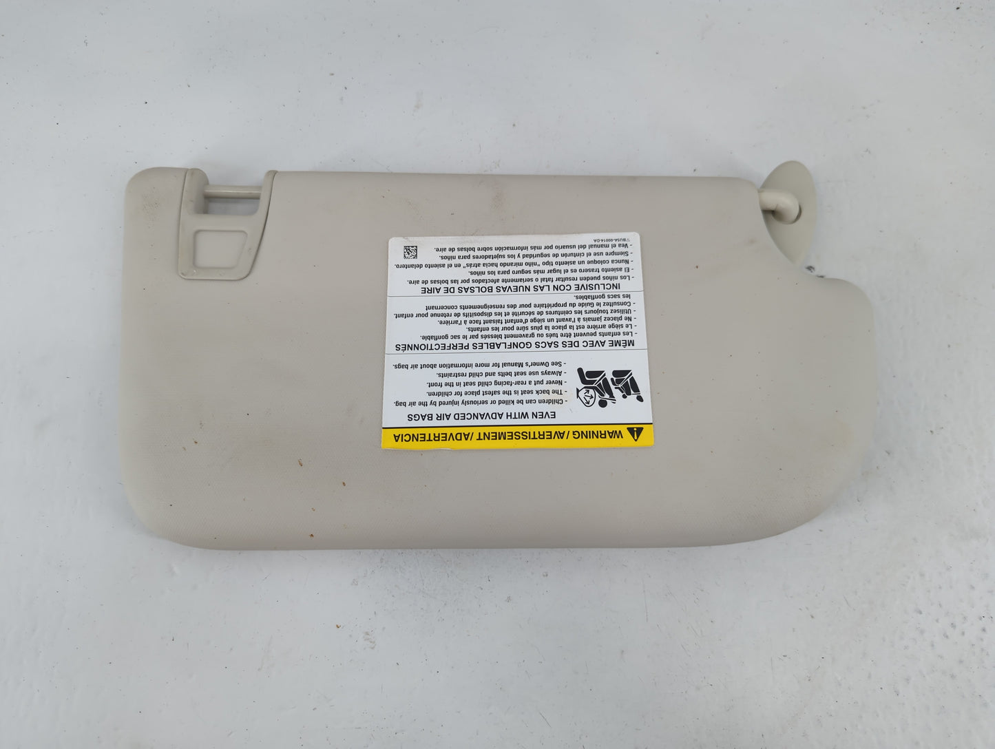 2013-2018 Ford Focus Sun Visor Shade Replacement Driver Left Mirror Fits Fits 2013 2014 2015 2016 2017 2018 OEM Used Auto Pa