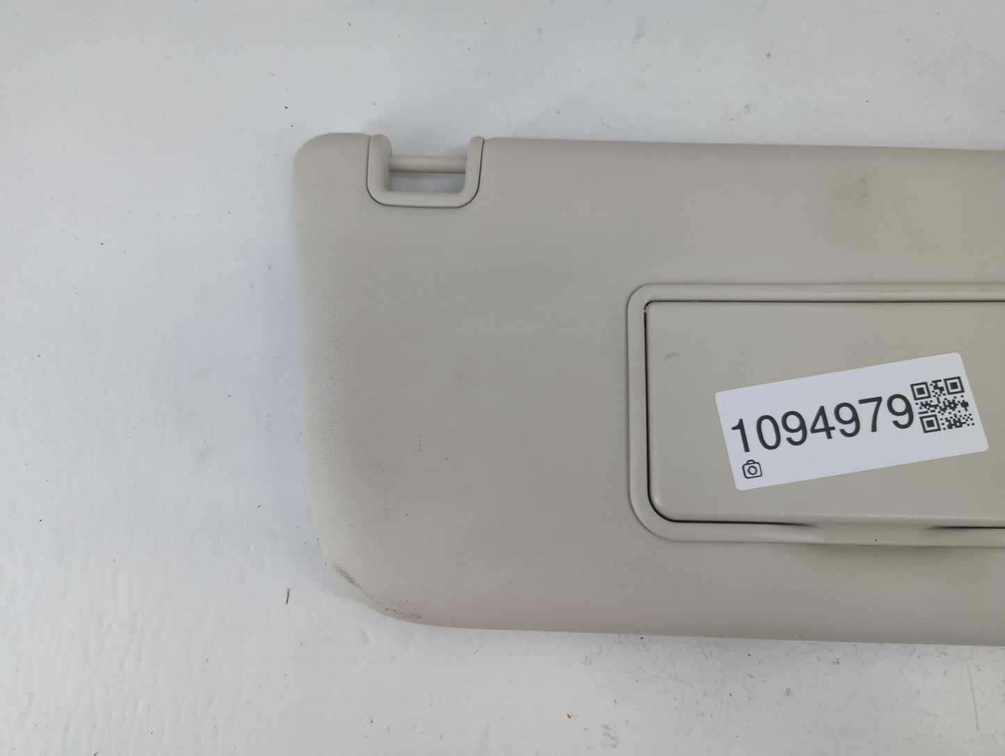 2013-2018 Ford Focus Sun Visor Shade Replacement Passenger Right Mirror Fits Fits 2013 2014 2015 2016 2017 2018 OEM Used Aut