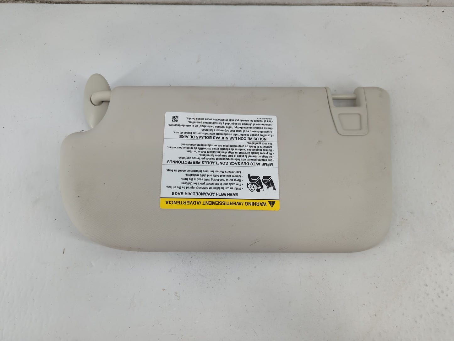 2013-2018 Ford Focus Sun Visor Shade Replacement Passenger Right Mirror Fits Fits 2013 2014 2015 2016 2017 2018 OEM Used Aut