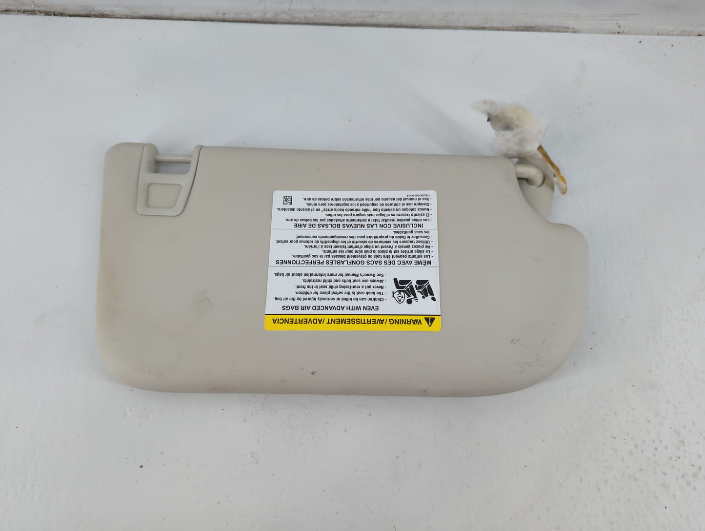 2013-2018 Ford Focus Sun Visor Shade Replacement Driver Left Mirror Fits Fits 2013 2014 2015 2016 2017 2018 OEM Used Auto Pa
