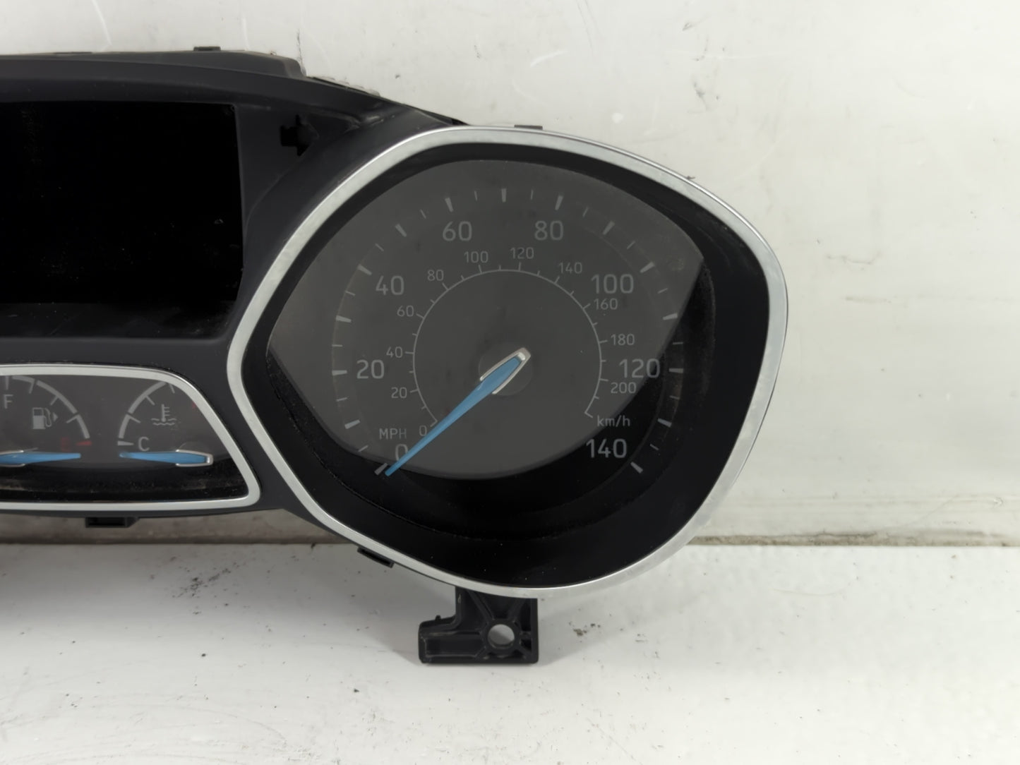 2017-2018 Ford Focus Instrument Cluster Speedometer Gauges P/N:F1ET-10849-CTN Fits Fits 2017 2018 OEM Used Auto Parts - Oemu