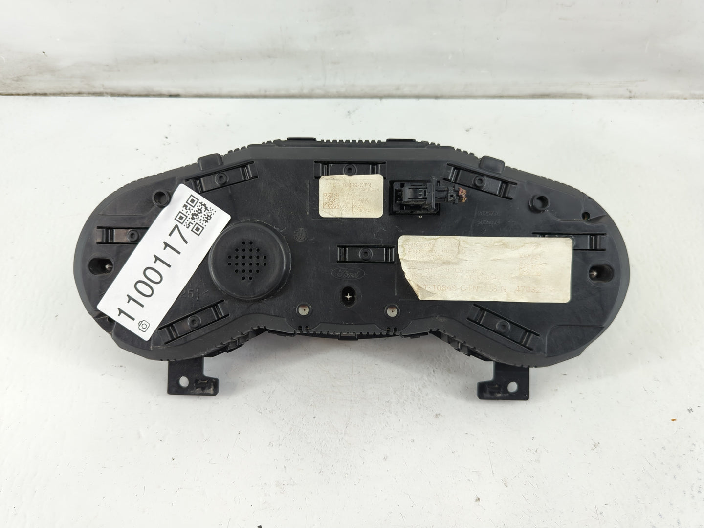 2017-2018 Ford Focus Instrument Cluster Speedometer Gauges P/N:F1ET-10849-CTN Fits Fits 2017 2018 OEM Used Auto Parts - Oemu