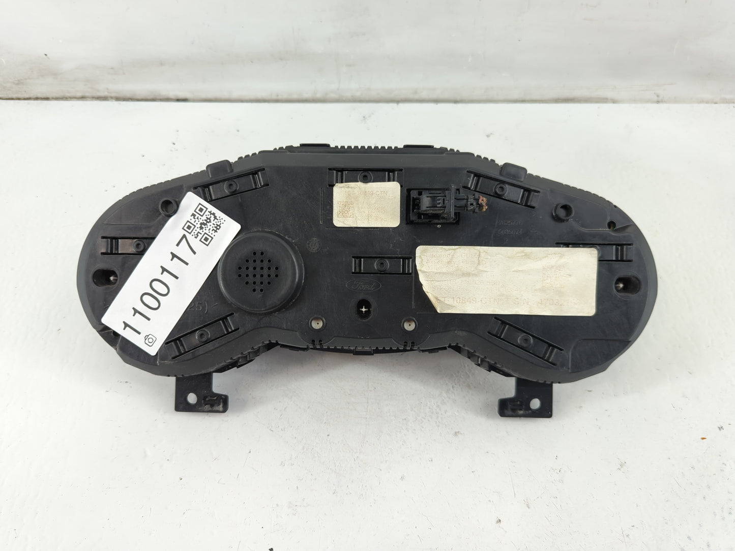 2017-2018 Ford Focus Instrument Cluster Speedometer Gauges P/N:F1ET-10849-CTN Fits Fits 2017 2018 OEM Used Auto Parts - Oemu