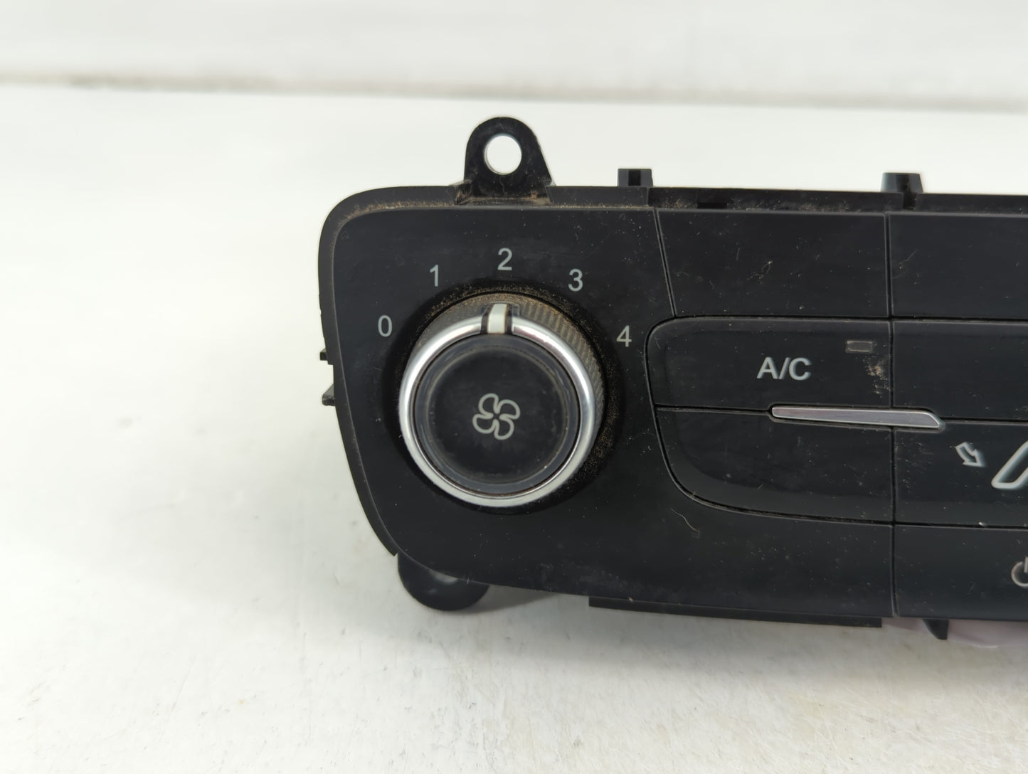 2015-2018 Ford Focus Climate Control Module Temperature AC/Heater Replacement P/N:F1ET-19980-JJ Fits Fits 2015 2016 2017 201