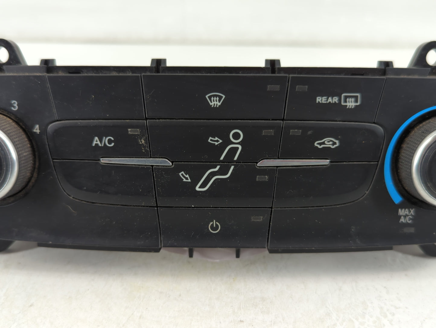 2015-2018 Ford Focus Climate Control Module Temperature AC/Heater Replacement P/N:F1ET-19980-JJ Fits Fits 2015 2016 2017 201
