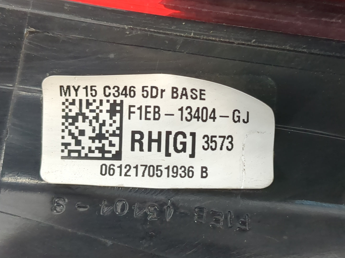 2015-2018 Ford Focus Tail Light Assembly Passenger Right OEM P/N:F1EB-13404-GJ Fits Fits 2015 2016 2017 2018 OEM Used Auto P