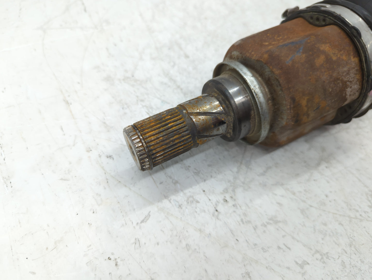 2015-2018 Ford Focus Axle Shaft Front Passenger Cv C/v - Oemusedautoparts1.com