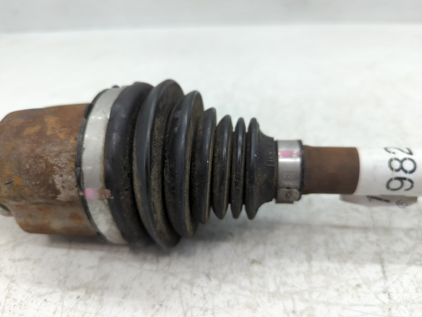2015-2018 Ford Focus Axle Shaft Front Passenger Cv C/v - Oemusedautoparts1.com