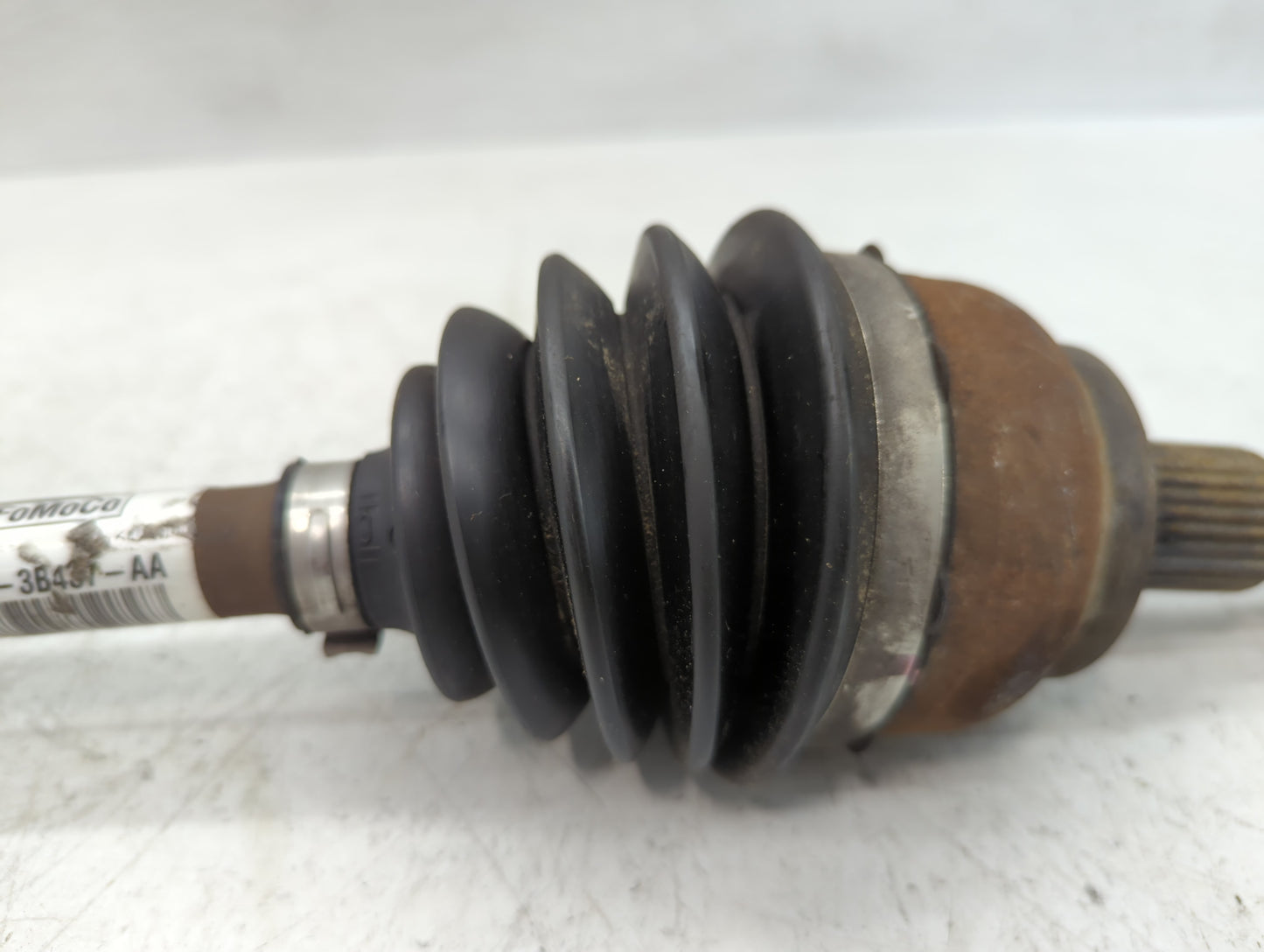 2015-2018 Ford Focus Axle Shaft Front Passenger Cv C/v - Oemusedautoparts1.com