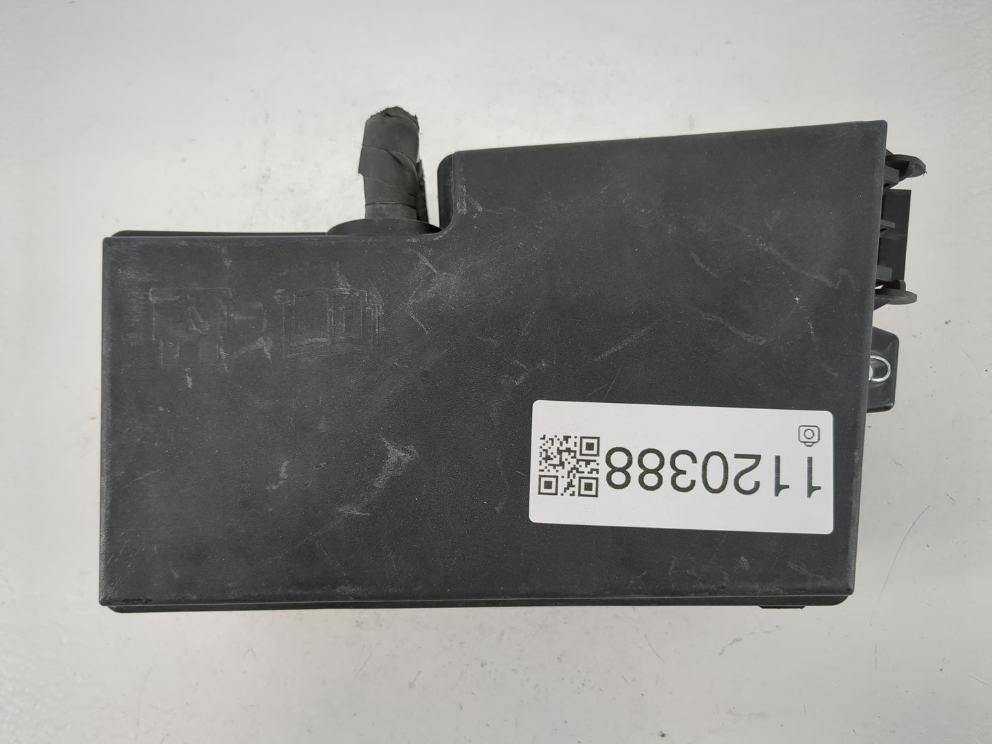 2017-2018 Ford Focus Fusebox Fuse Box Panel Relay Module P/N:AV6T-14A067-AD Fits Fits 2017 2018 OEM Used Auto Parts - Oemuse
