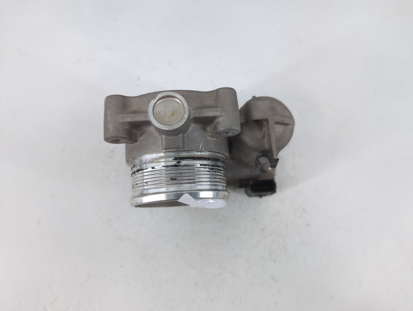 2015-2018 Ford Focus Throttle Body P/N:DS7E-9F991-BB Fits Fits 2014 2015 2016 2017 2018 OEM Used Auto Parts - Oemusedautopar