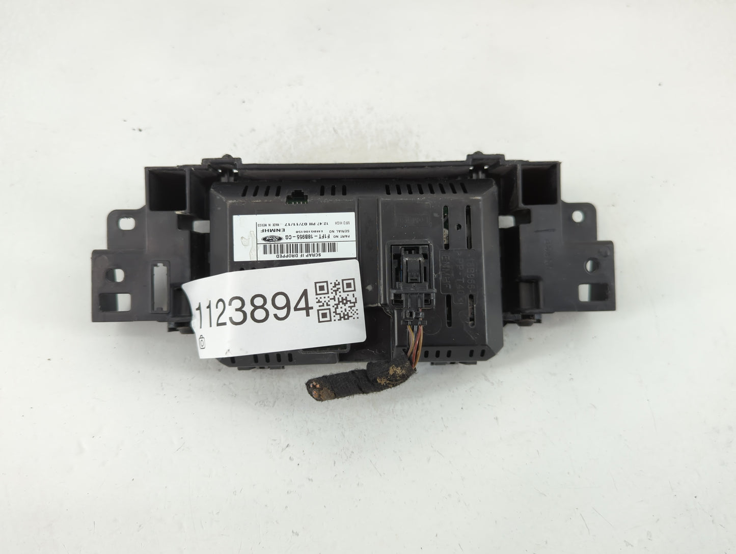 2015-2018 Ford Focus Information Display Screen - Oemusedautoparts1.com