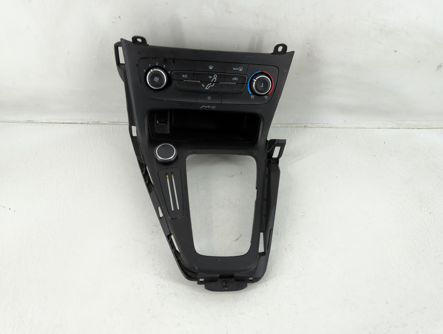 2015-2018 Ford Focus Climate Control Module Temperature AC/Heater Replacement P/N:F1ET-19980-JJ Fits Fits 2015 2016 2017 201
