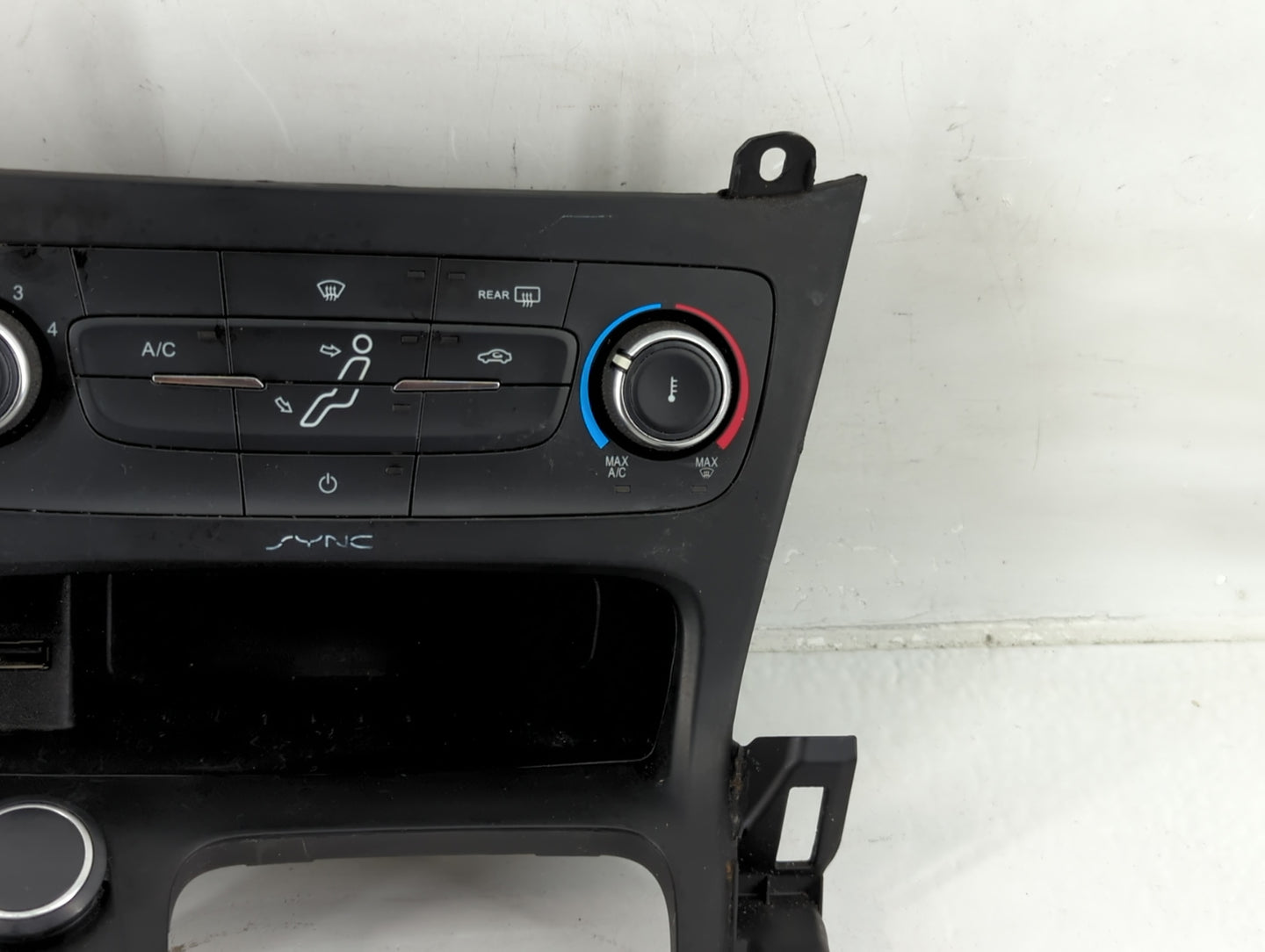 2015-2018 Ford Focus Climate Control Module Temperature AC/Heater Replacement P/N:F1ET-19980-JJ Fits Fits 2015 2016 2017 201
