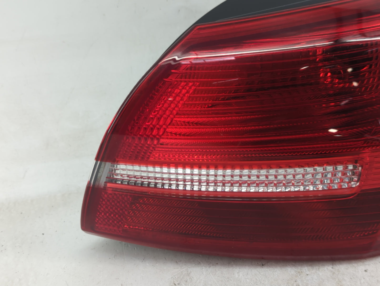 2015-2018 Ford Focus Tail Light Assembly Passenger Right OEM Fits Fits 2015 2016 2017 2018 OEM Used Auto Parts - Oemusedauto