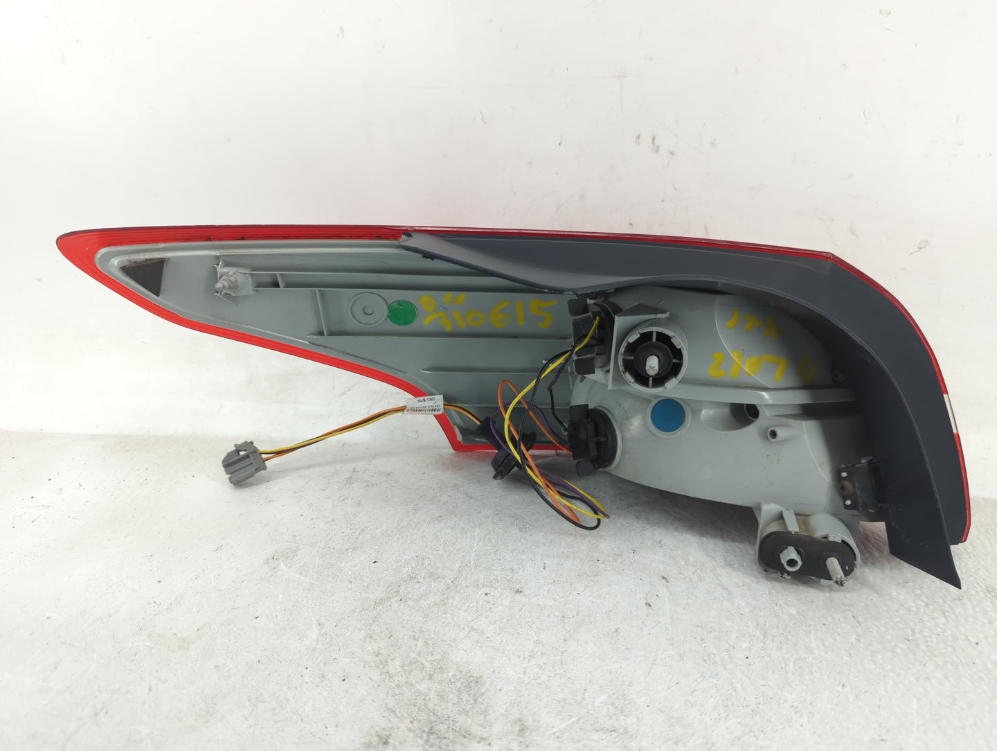 2015-2018 Ford Focus Tail Light Assembly Passenger Right OEM Fits Fits 2015 2016 2017 2018 OEM Used Auto Parts - Oemusedauto