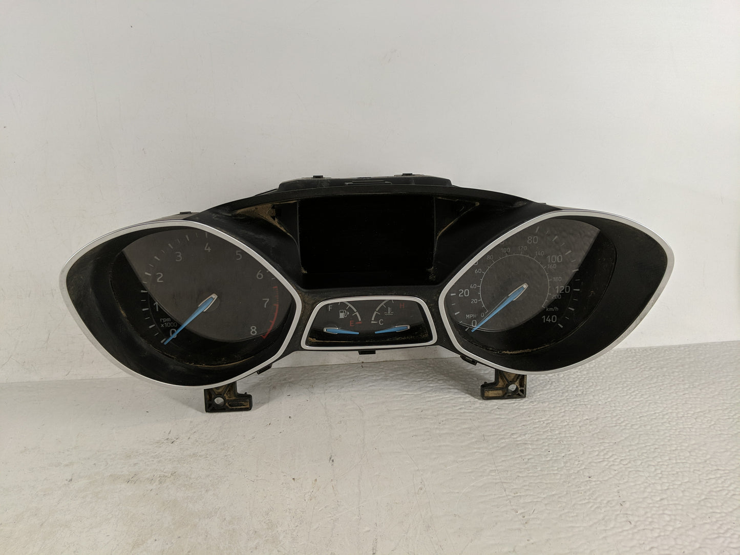 2017-2018 Ford Focus Instrument Cluster Speedometer Gauges P/N:F1ET-10849-CTN Fits Fits 2017 2018 OEM Used Auto Parts - Oemu