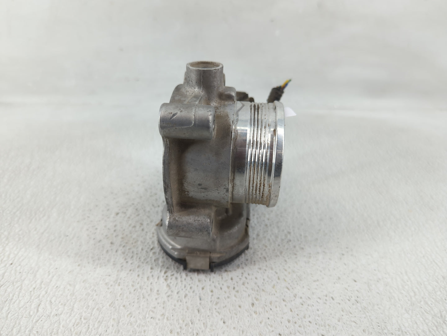 2014-2018 Ford Focus Throttle Body P/N:DS7E-9F991-BB Fits Fits 2014 2015 2016 2017 2018 2019 2020 2021 2022 OEM Used Auto Pa