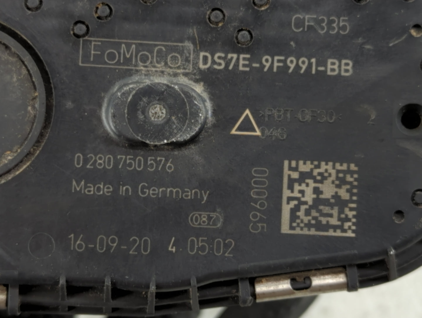 2014-2018 Ford Focus Throttle Body P/N:DS7E-9F991-BB Fits Fits 2014 2015 2016 2017 2018 2019 2020 2021 2022 OEM Used Auto Pa