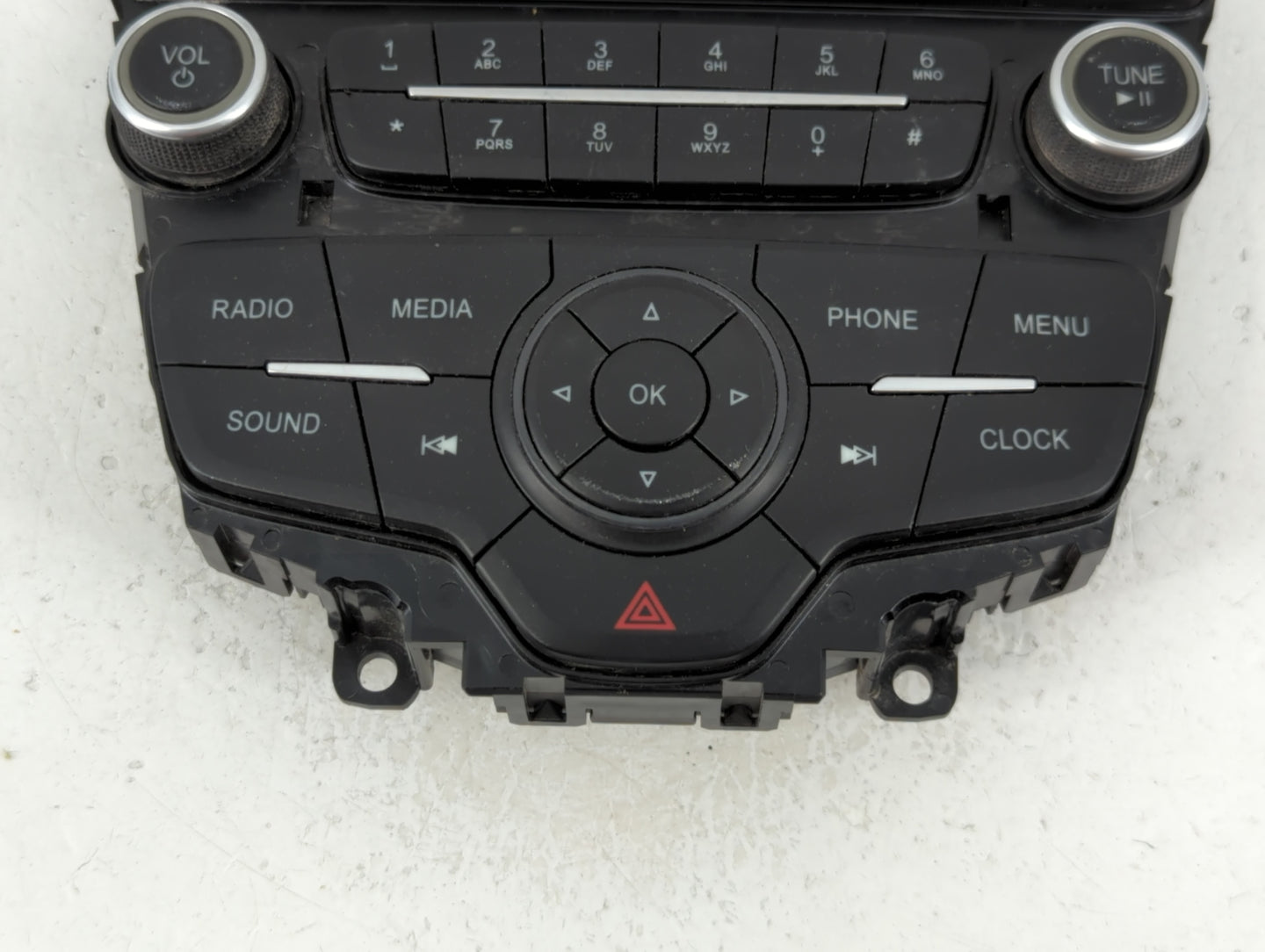 2016-2018 Ford Focus Radio AM FM Cd Player Receiver Replacement P/N:F1ET 18K811 LD 17011887-01 Fits Fits 2016 2017 2018 OEM 