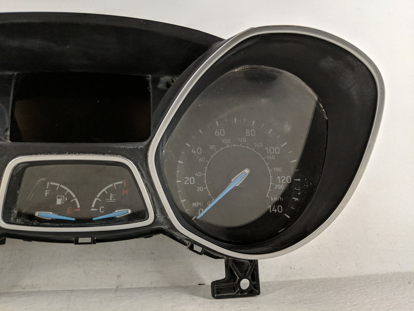 2017-2018 Ford Focus Instrument Cluster Speedometer Gauges P/N:FIET-10849-CTN Fits Fits 2017 2018 OEM Used Auto Parts - Oemu