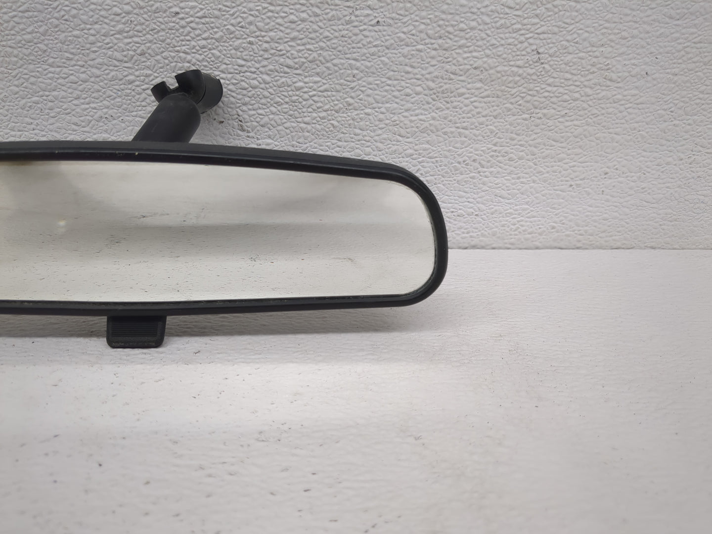 2010-2018 Ford Focus Interior Rear View Mirror Replacement OEM P/N:E8011681 Fits OEM Used Auto Parts - Oemusedautoparts1.com