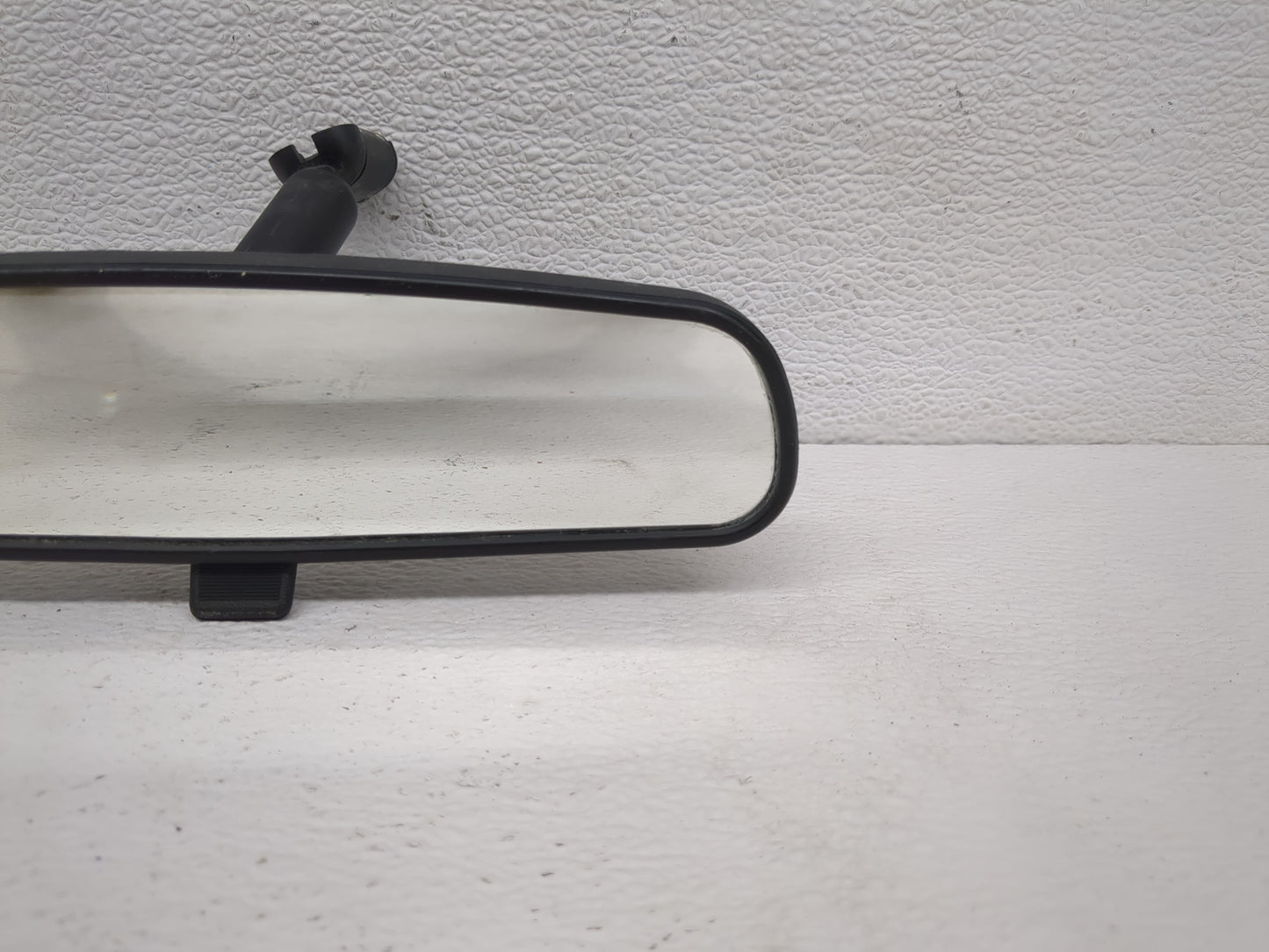 2010-2018 Ford Focus Interior Rear View Mirror Replacement OEM P/N:E8011681 Fits OEM Used Auto Parts - Oemusedautoparts1.com