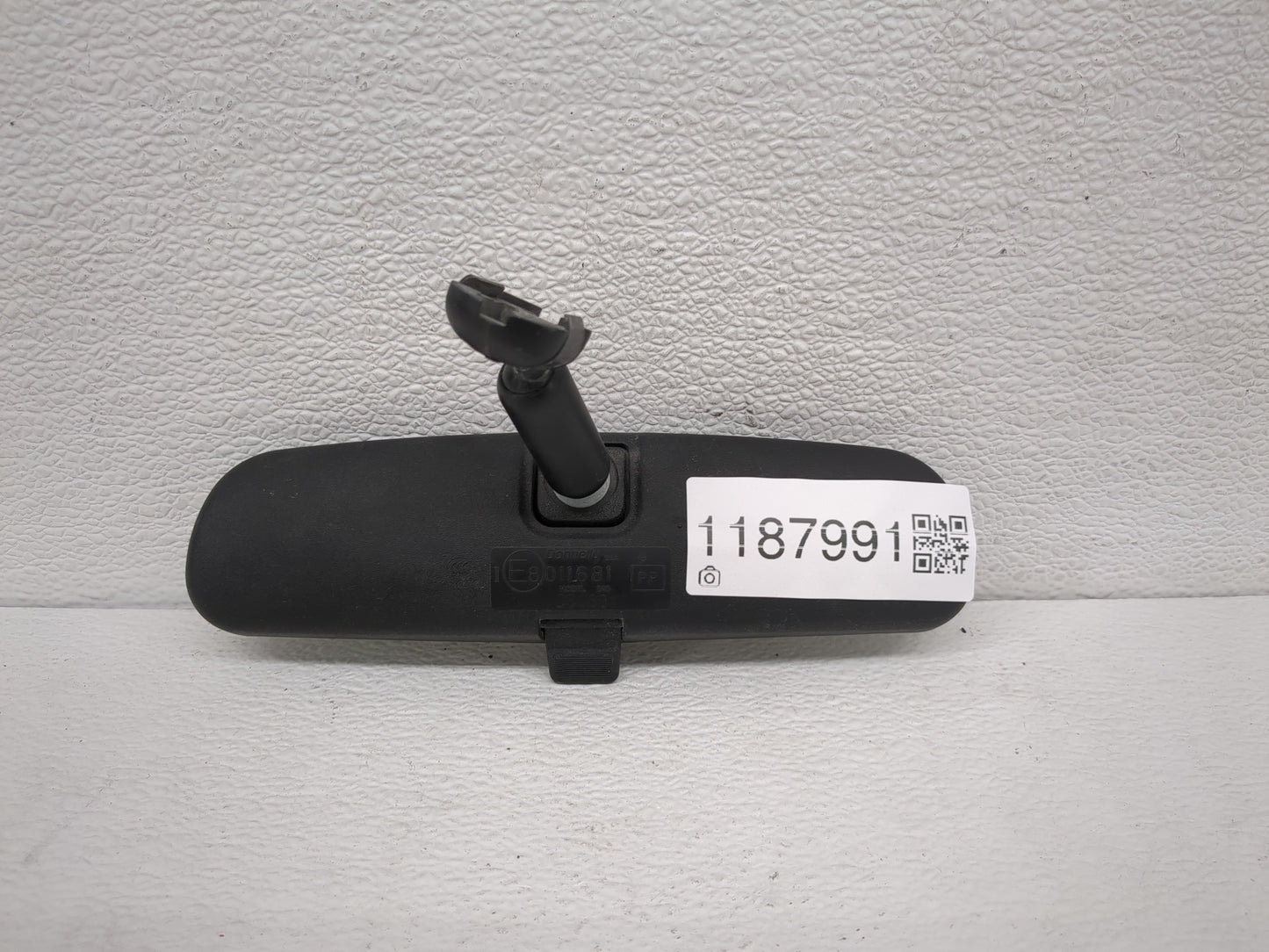 2010-2018 Ford Focus Interior Rear View Mirror Replacement OEM P/N:E8011681 Fits OEM Used Auto Parts - Oemusedautoparts1.com
