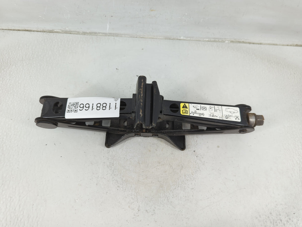 2017 Ford Focus Spare Scissor Car Jack 1188166 - Oemusedautoparts1.com